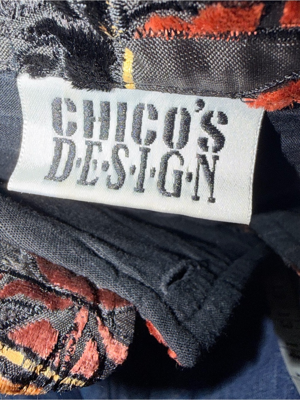 Women's Quilted Jacket - Red Multi - Picture 5 of 11